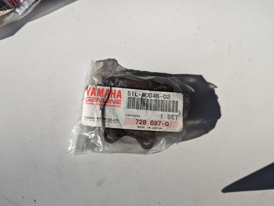 51L-W0046-02 brake-pads Bremsbelaege