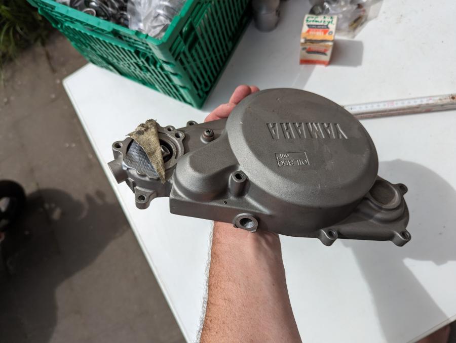 5X5-15431-00 YZ250J Motor-Deckel engine-cover Rohling