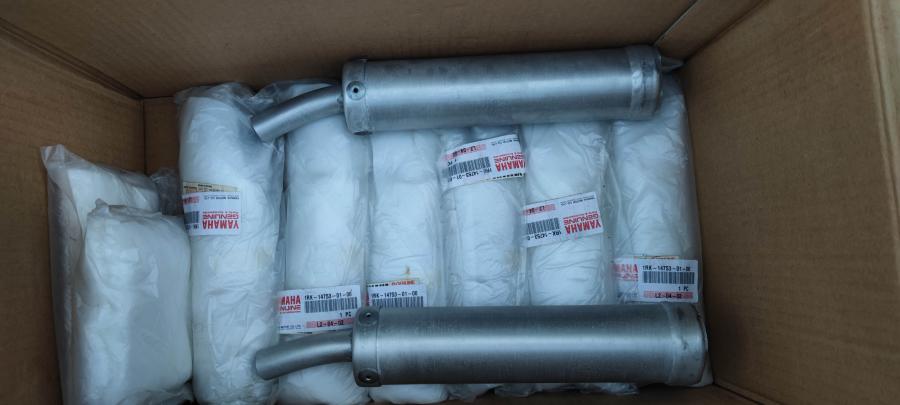 5y9-14753 TZ500J 82 Auspuff-ESD Schalldaempfer exhaust-silencer