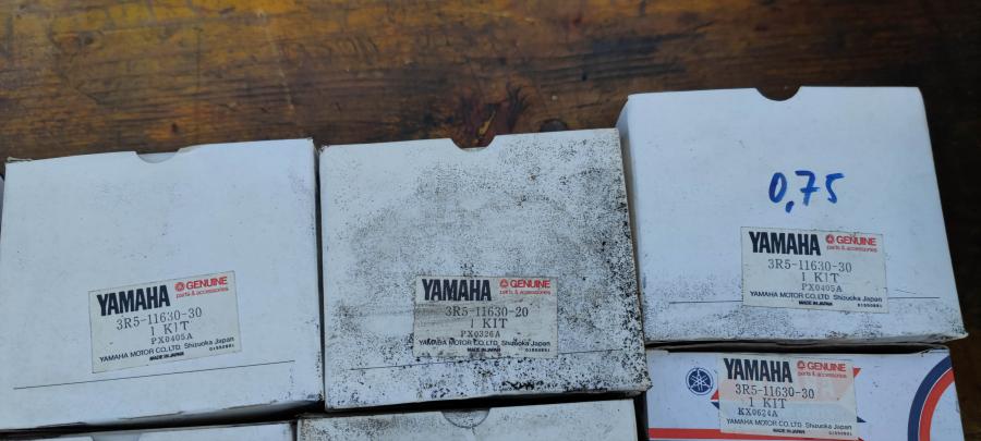 A30 YZ465 3R5-11630 Kolben-Kits piston-sets