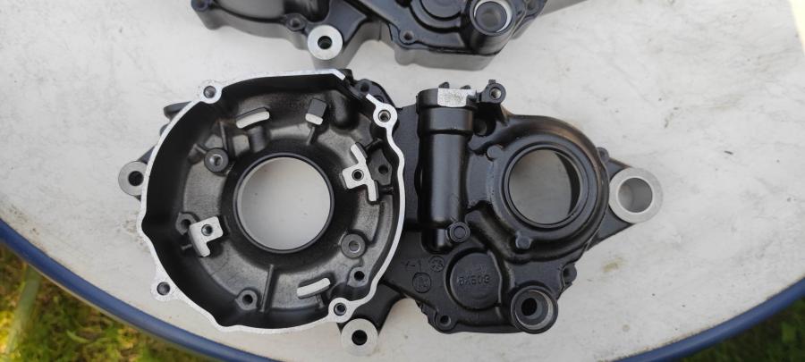 5x5-03 YZ250 Motor-Kurbel-Gehaeuse engine-housing
