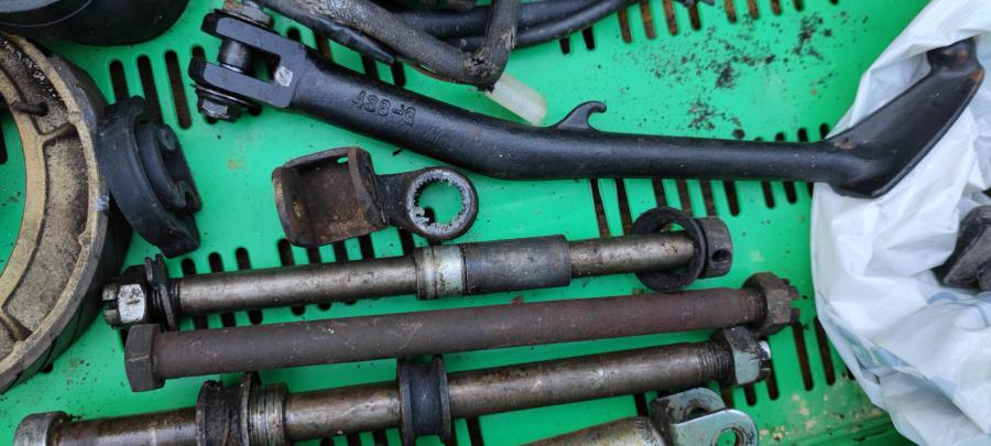 A56 1R6 1R7 DT250 DT400 Ersatzteile spare-parts