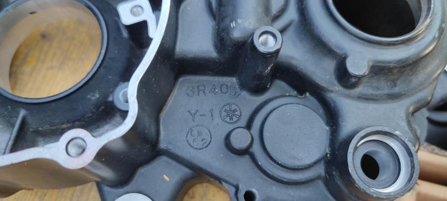 2x5-00 2k7-00 3r4-03 Motor- Kurbelgehause - Deckel crankcase engine-housing - cover