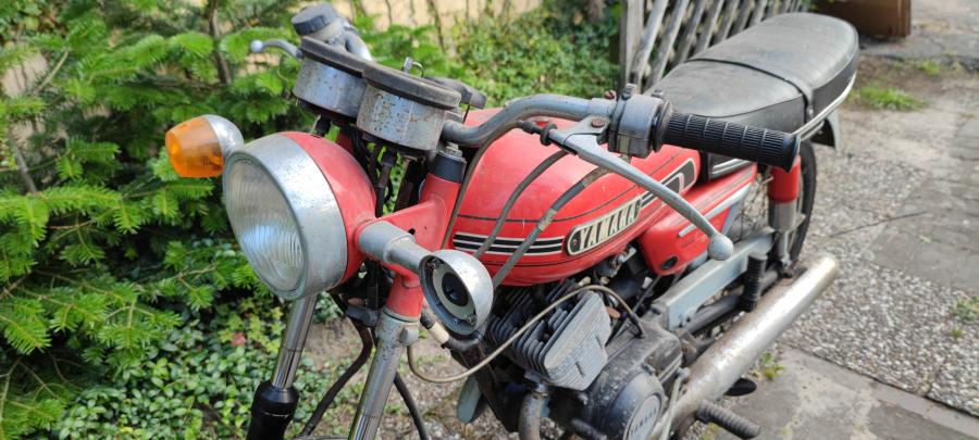 AS3 09 rot Bike
