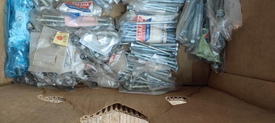 Mix L6 Schrauben Bolzen screws bolts xyz