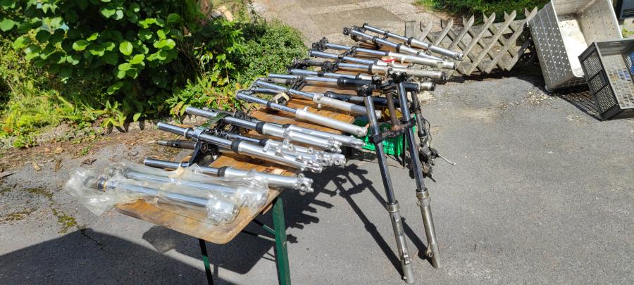 Mix L6 Vorder-Gabeln Gabelrohre front-forks legs xyz