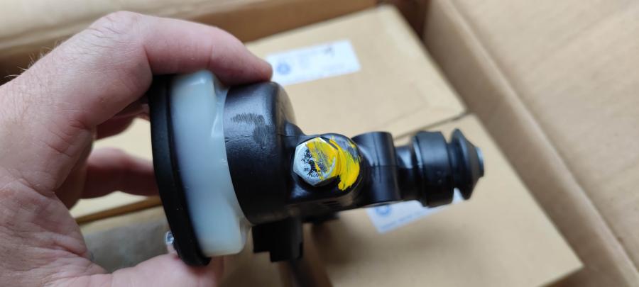 Mix L8 Brems-Pumpen Haupt-Brems-Zylinder brake-pump dashpot
