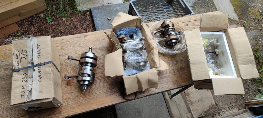 TZM250 TZ250 TZ350 RD250LC RD350LC Kurbelwelle mit Pleueln crankshaft con-rods xyz