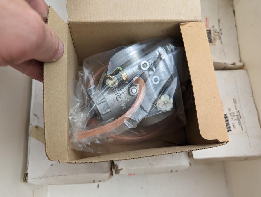 1W6-14101-00 IT400 77-
