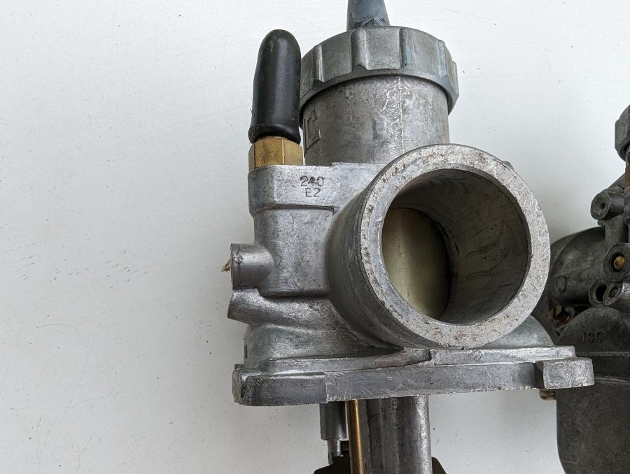240 TD2 1969 Mikuni Vergaser carburetor 239 TR2