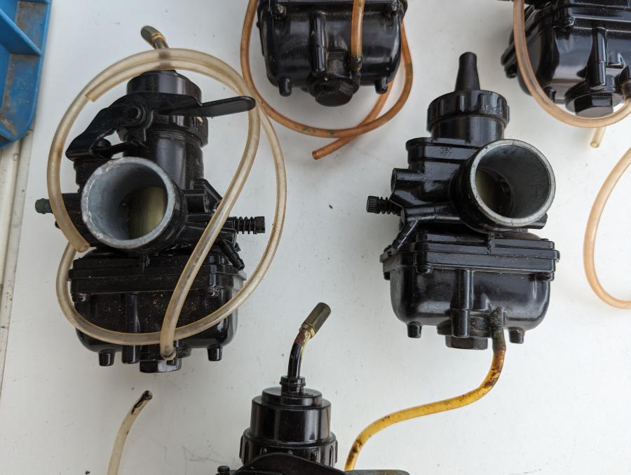 2R8 1A2 361 522 RD350 360 Mikuni Vergaser carburetor