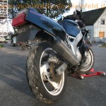 Yamaha FZR 600 3HE schwarz grau Doppel Scheinwerfer crash Motor OK 29