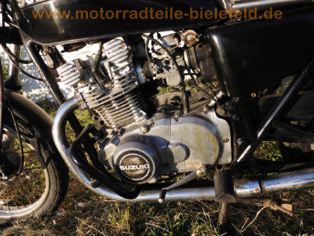 Suzuki GS400E Speichenraeder Konis Giuliari Sitzbank orig Auspuff 14