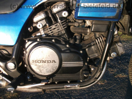 Honda VF 750 S blau RC07 wie VF 400 500 700 750 F S C Magna Sabre Interceptor V4 39