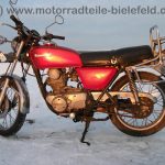 Kawasaki Z 200 A rot Gepaecktraeger wie Z KZ LTD KL 250 Z200 Z250 KL250 A C 5