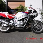 Yamaha FZR600 Typ 3HE 1