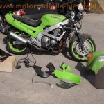 normal Kawasaki ZZR600D ZX600D giftgruen 1992 98PS Ersatzteile spare parts original Verkleidung neue LUCAS Bremsscheiben 18
