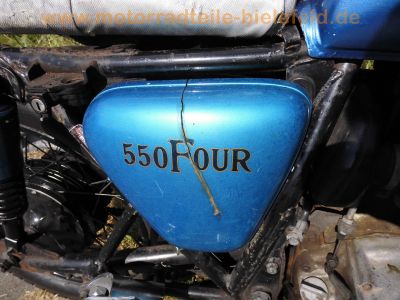 normal Honda CB 550 Four Cafe Racer blau Tank aus CB650C schwarze Raeder Stummel Lenker zurueckverlegte Fussrasten Anlage etc 25