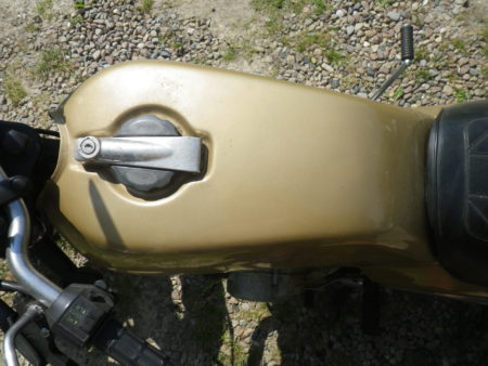 Honda CB250N GOLD 37 scaled