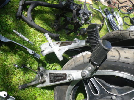 Honda CB750F RC04 Boldor ersatzteile 20 scaled