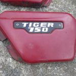 Triumph Tiger 750 Teile spareparts repuestos 163