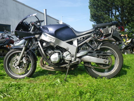 Yamaha FZR600 Typ 3HE 83 scaled
