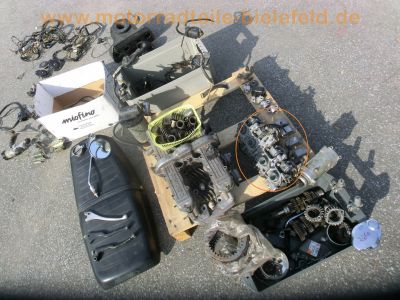 normal Kawasaki KZ 650 B Ersatz Teile spares spare parts Sitzbank Zylinder Kopf Vergaser 5