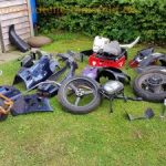 normal Suzuki GSX R 1100 W GU75C Ersatzteile spare parts Motor Vergaser Verkleidung engine fairing wie GSXR 750 1100 W 2