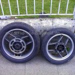 Kawasaki GPZ600R und GPZ900R Restteile 2