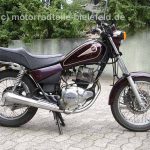 Yamaha SR125 Weinrot 1