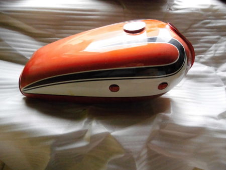 Yamaha RD125 RD200 RD250 Tank NOS AS3 CS3 CS5 5