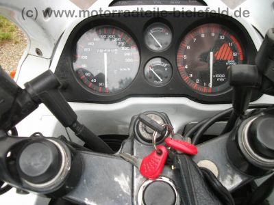 normal Honda CBR 1000 F SC21 original weiss rot 98kW 133PS GIVI Gepaecktraeger wie SC24 CBR 600 F PC 19 23 18
