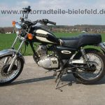 normal Suzuki GN125 NF41A NF41 A GN 125 schwarz weiss 1