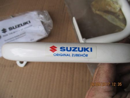 Suzuki DR125SE Sturzbügel 1