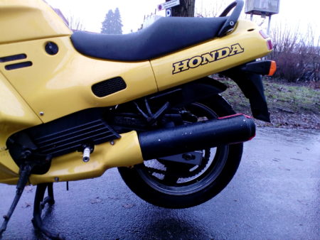 Honda CBR 1000 SC21 Lacksatz Vergaser Sitzbank Gabel 15 scaled