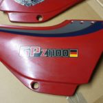 Kawasaki GPz1100UT Seitendeckel 3