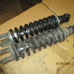 Diverse Kawasaki Yamaha Honda Federbeine 34