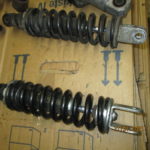 Diverse Kawasaki Yamaha Honda Federbeine 42