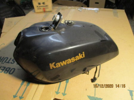 Diverse Kawasaki Benzintank1