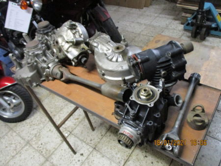 Diverse Kawasaki Kardan Antriebsteile 4