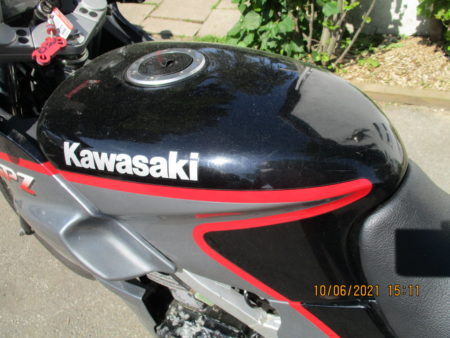 Kawasaki GPZ500S EX500A schwarz grau 60PS 15