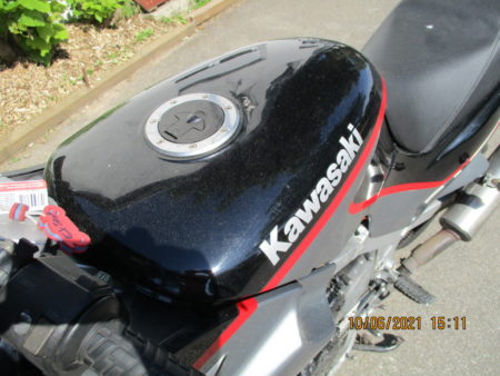 Kawasaki GPZ500S EX500A schwarz grau 60PS 18