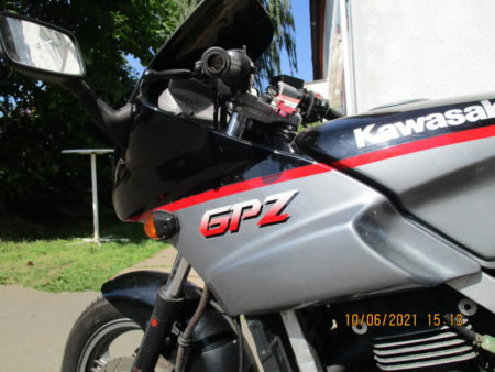 Kawasaki GPZ500S EX500A schwarz grau 60PS 31