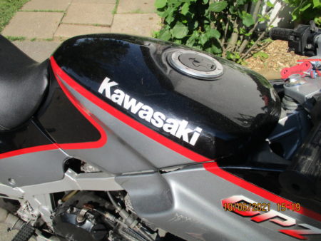 Kawasaki GPZ500S EX500A schwarz grau 60PS 49