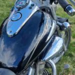 Suzuki VL125 Intruder Seitenträger unverbastelt