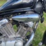 Suzuki VL125 Intruder Seitenträger unverbastelt