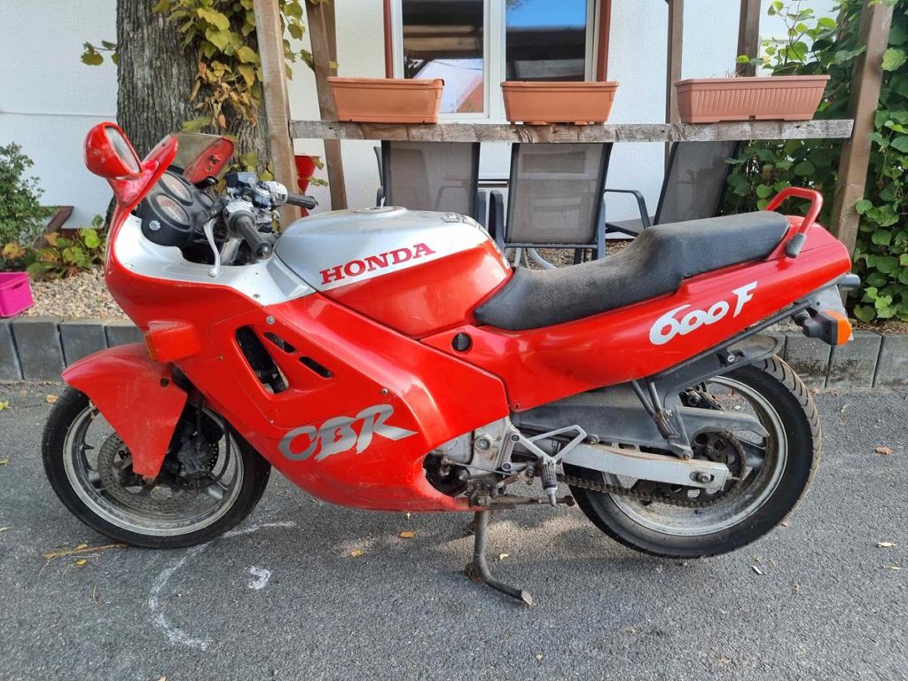 Honda CBR 600 F PC 19 Motor Rahmen Vergaser Motorradteile bielefeld de Honda CBR 600 F PC 19 Motor Rahmen Vergaser Motorradteile bielefeld de