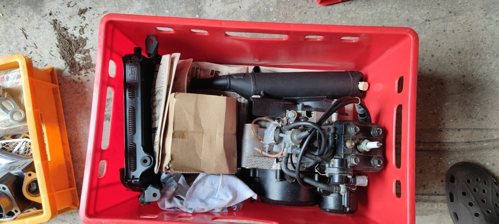 NOS Ersatzteile parts Yamaha TZR250 2MA 1x cylinder Zylinder Kit 1KT 11311 70 2