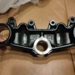 34X 23435 00 98 DT125LC 10V 2AJ 35A 35E 57U 1HR 35A Gabelbruecke upper fork handle crown 7