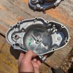 Ersatzteile Suzuki OR50 PV50 TS50ERK ZR50K ZR50SK TS80ER GT80L RM50 RM80 engine-cover Motor-Deckel Rechts 11300 46851 OR50 PV50 TS50ERK ZR50K ZR50SK TS80ER GT80L RM50 RM80 engine cover Motor Deckel R 10